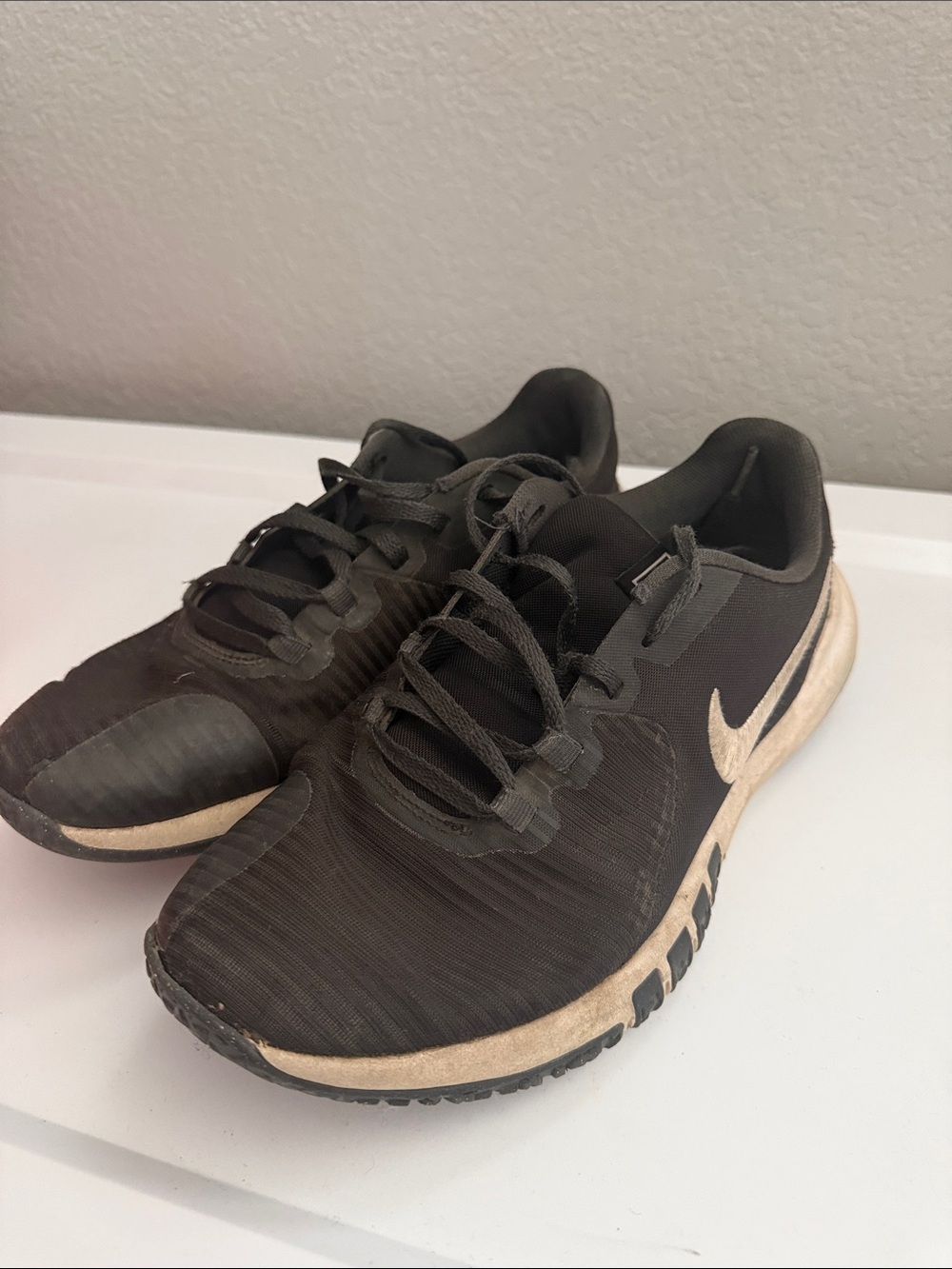 Nike Black and white Training Sneakers